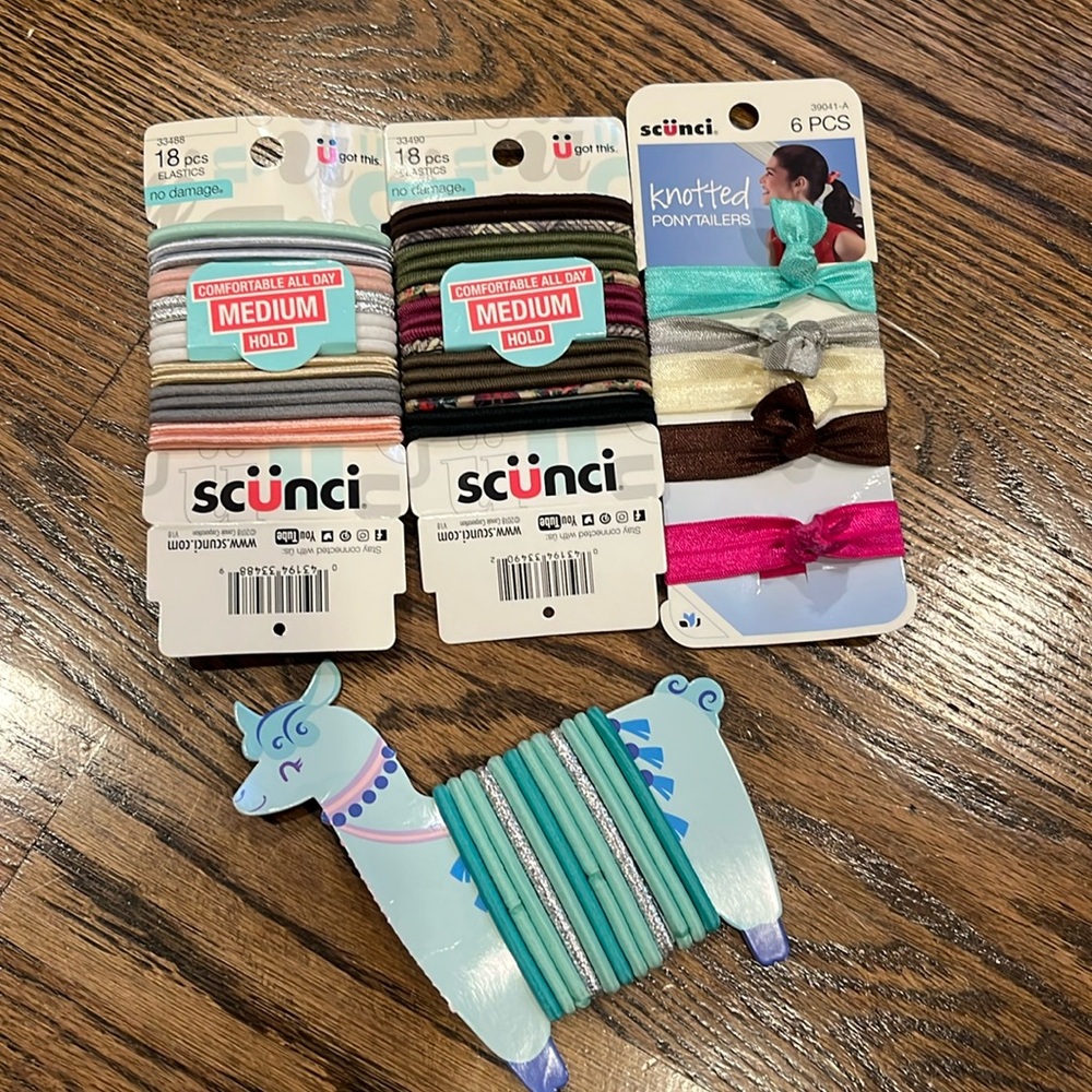 Scunci Hair Ties